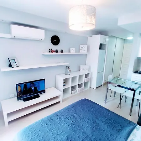 Estudio Summerland En Cristianos * أرونا